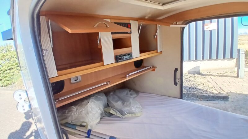 gobanna 1200 met keuken en koelkast alles in 1 mini caravan