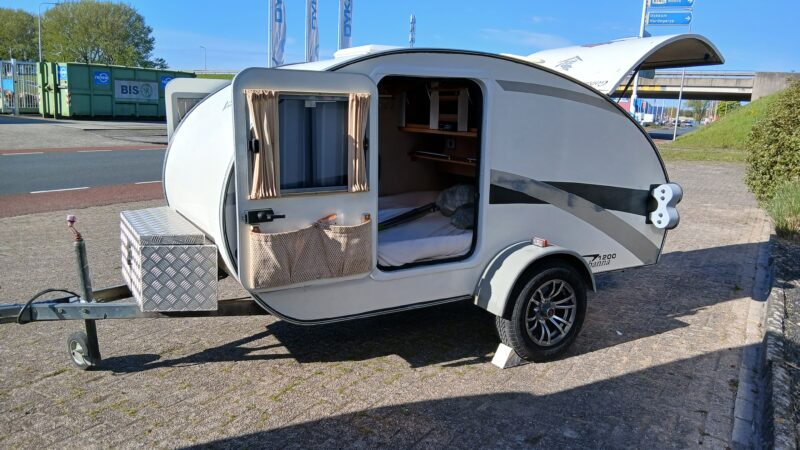 gobanna 1200 met keuken en koelkast alles in 1 mini caravan